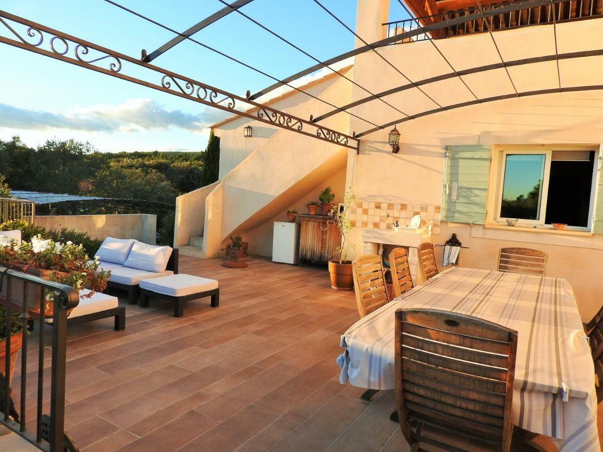 Le Mas de l Escaillon Saint-Saturnin-lès-Apt Exterior foto
